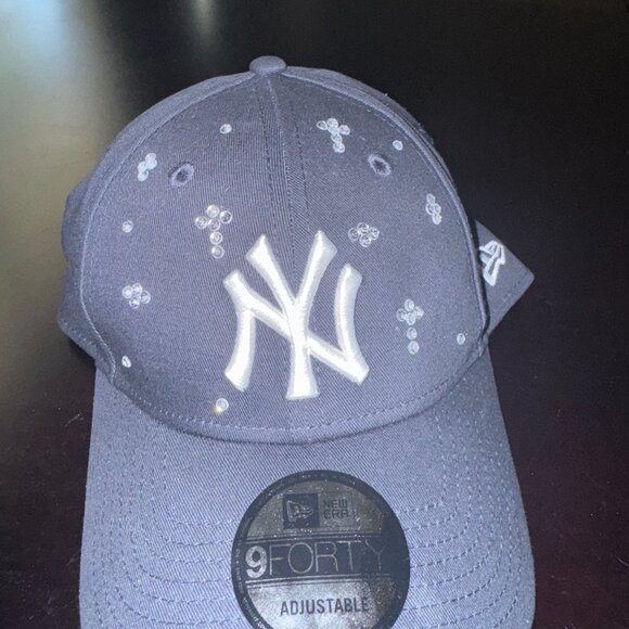 Yankees Custom Bling Baseball Hat - Picture 4 of 5